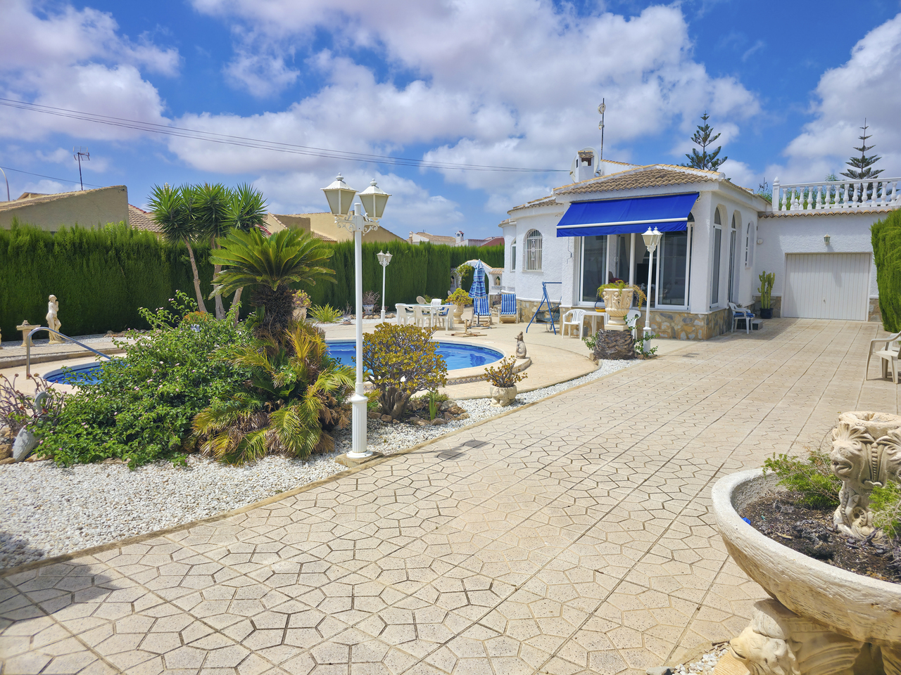 Vrijstaande villa te koop in Torrevieja (Town), Torrevieja