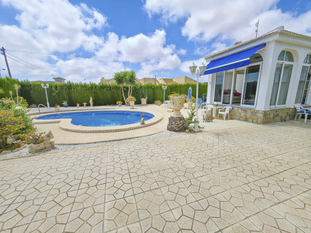 Vrijstaande villa te koop in Torrevieja (Town), Torrevieja