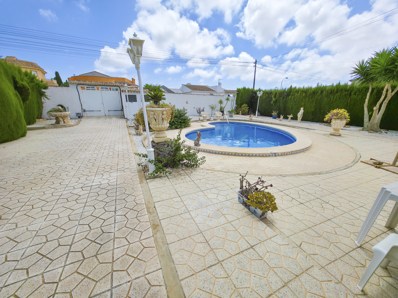 Vrijstaande villa te koop in Torrevieja (Town), Torrevieja