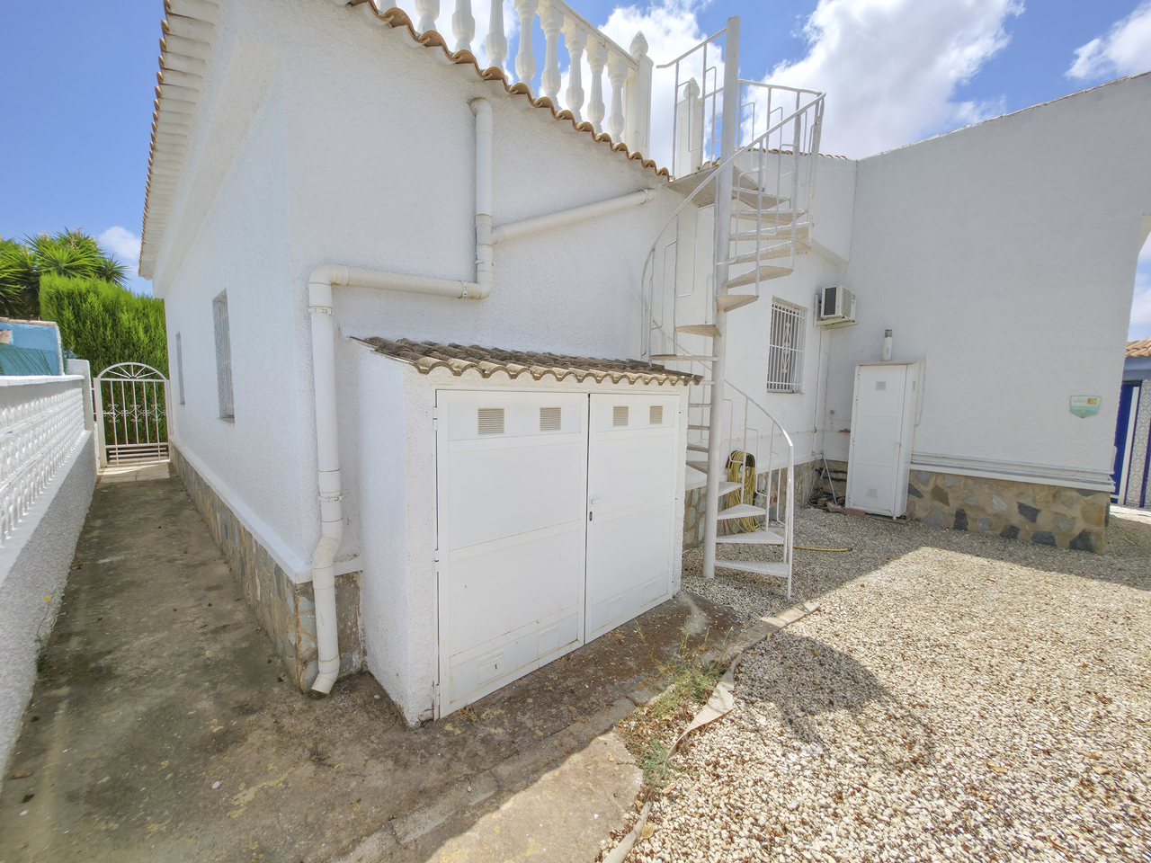 Vrijstaande villa te koop in Torrevieja (Town), Torrevieja