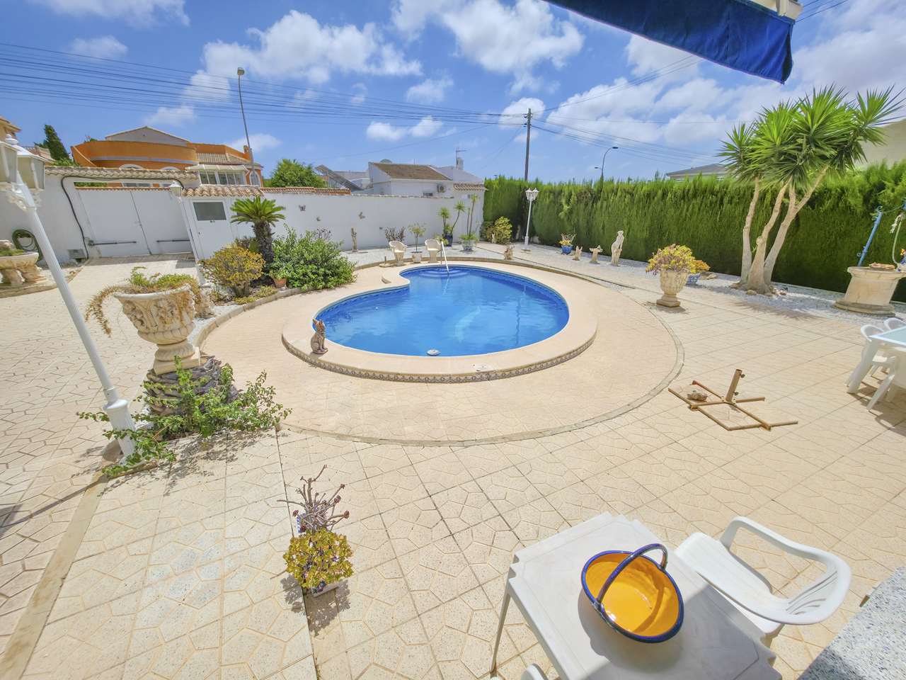 Vrijstaande villa te koop in Torrevieja (Town), Torrevieja