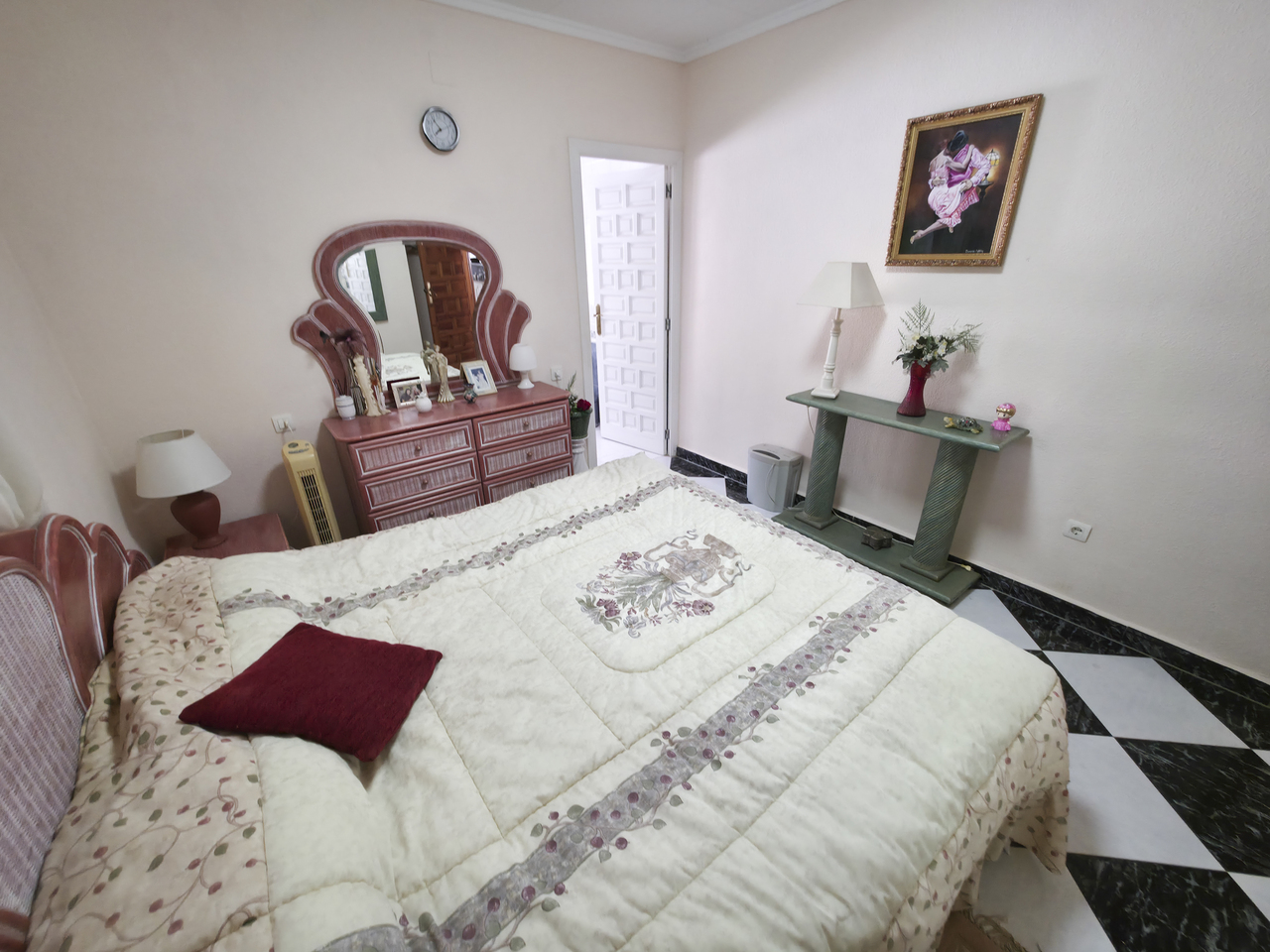 Vrijstaande villa te koop in Torrevieja (Town), Torrevieja