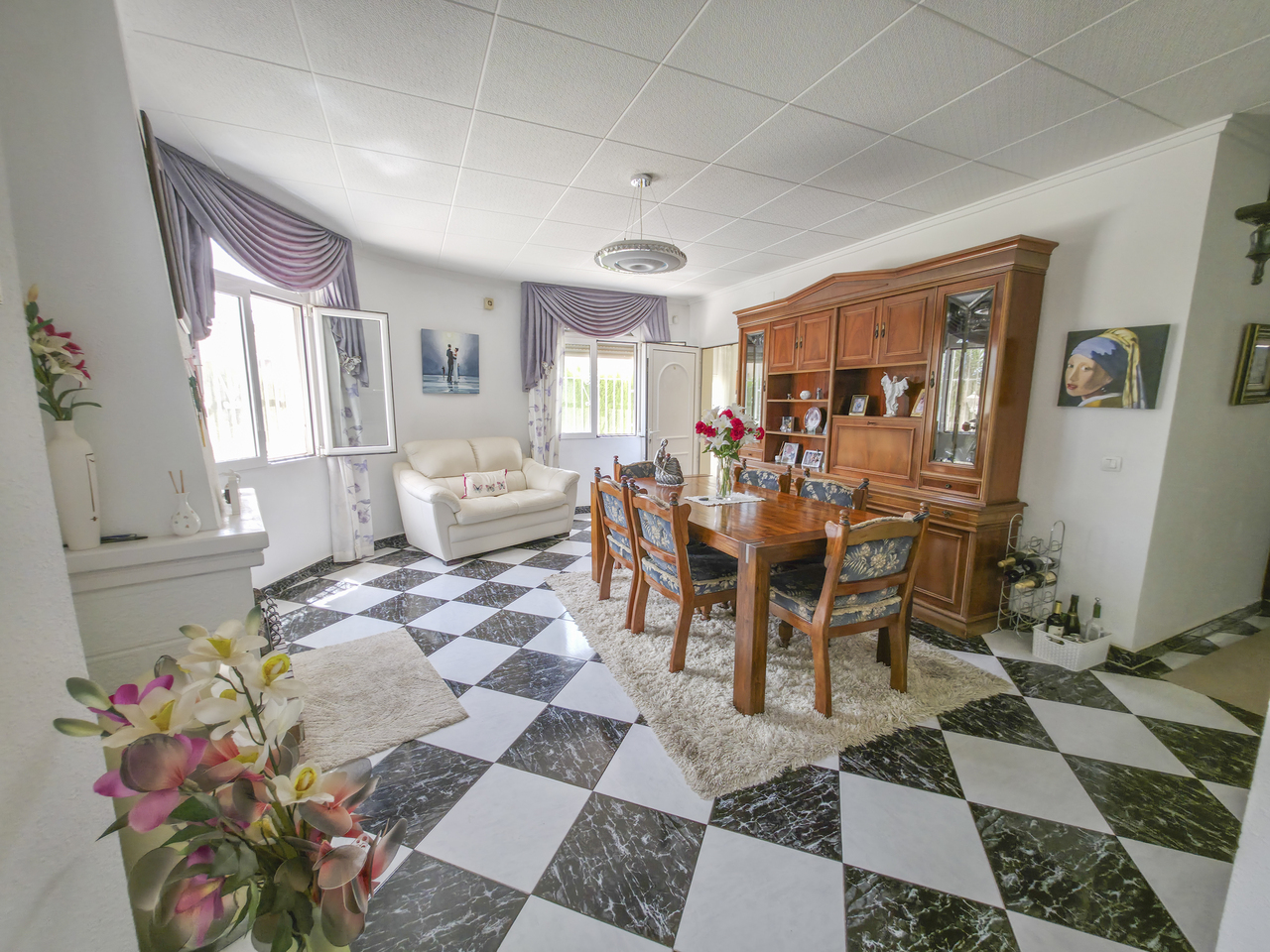 Vrijstaande villa te koop in Torrevieja (Town), Torrevieja